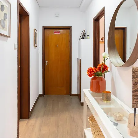 Host Wise Apartamento *