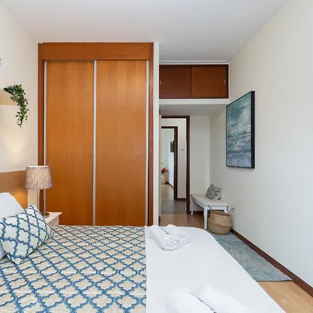 Host Wise Apartamento *