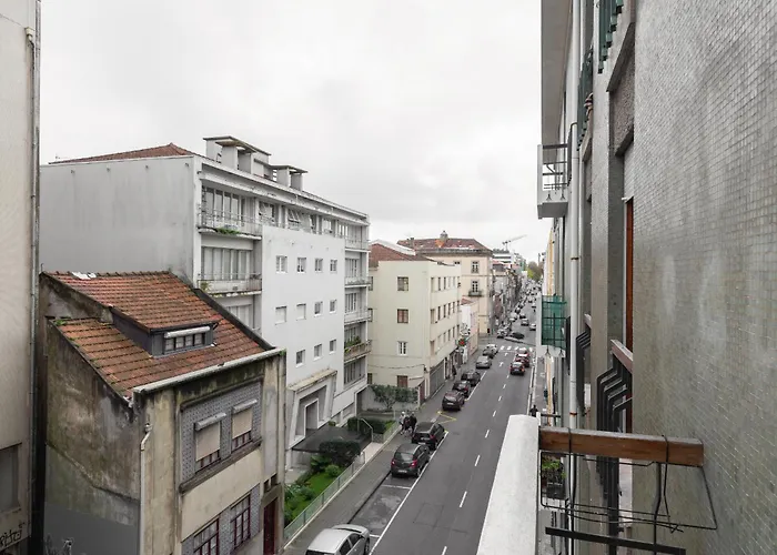 Host Wise Apartment *