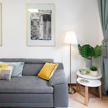 Host Wise Apartment Porto